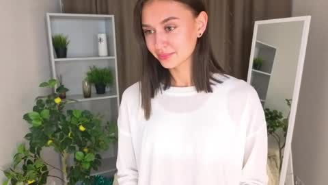 Millie online show from May 23, 4:05 pm