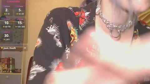 Snapshot of marci_n chatting on September 9, 9:36 pm marci_n online show from September 9, 9:36 pm