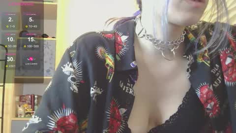 Snapshot of marci_n chatting on September 15, 12:41 am marci_n online show from September 15, 12:41 am