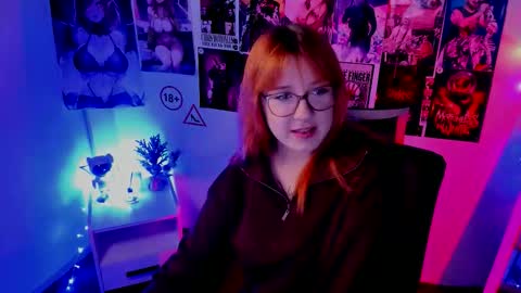 Snapshot of margaret_red chatting on September 24, 8:30 pm Margaret online show from September 24, 8:30 pm