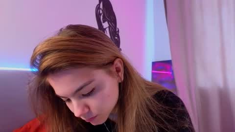 Call me Margie33 online show from March 6, 9:04 am