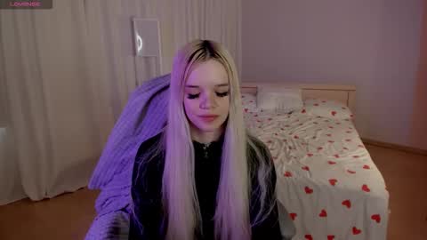 margo terch online show from March 22, 2:06 am