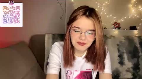 Lina online show from March 1, 9:47 pm