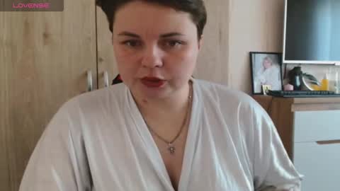 Snapshot of mari_77777 chatting on October 18, 9:45 am Mari online show from October 18, 9:45 am