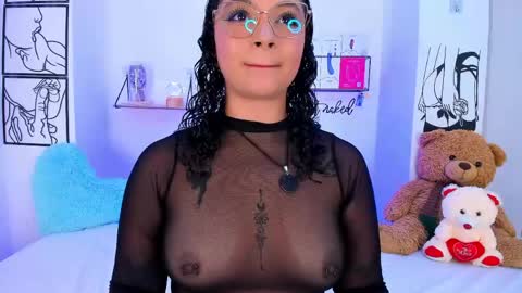 Mari Sweett  online show from May 2, 7:17 pm
