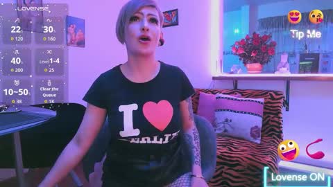 Maria fernanda online show from January 18, 9:00 pm