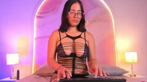 Maria  online show from April 24, 12:30 pm