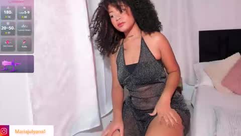 Snapshot of maria_julyana chatting on October 3, 5:45 am V A N E S S A online show from October 3, 5:45 am