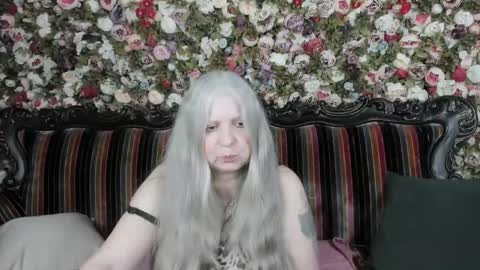 Maria online show from June 5, 11:55 pm
