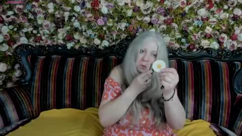 Maria online show from April 19, 10:12 pm