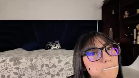 Snapshot of mariagh_ chatting on September 23, 7:23 pm Maria online show from September 23, 7:23 pm
