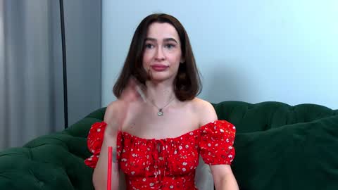 Snapshot of mariamenson chatting on February 6, 6:35 pm MariaMenson online show from February 6, 6:35 pm