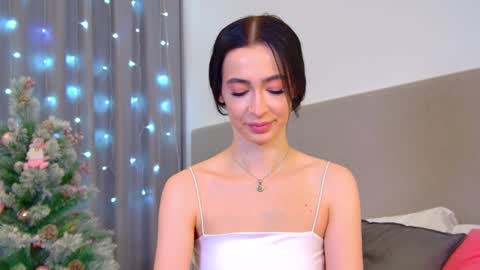 Snapshot of mariamenson chatting on December 17, 6:31 pm MariaMenson online show from December 17, 6:31 pm