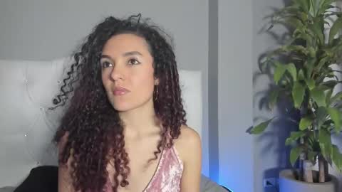 Marian online show from December 29, 11:18 pm