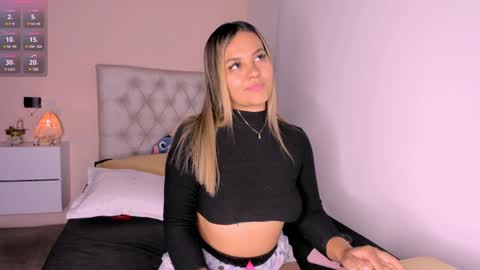 Mariana Roe online show from January 30, 3:00 am