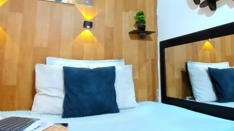 Snapshot of mariana_aangel chatting on September 16, 7:11 pm Mariana Angel online show from September 16, 7:11 pm