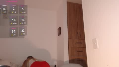 Mariana online show from November 3, 6:34 pm