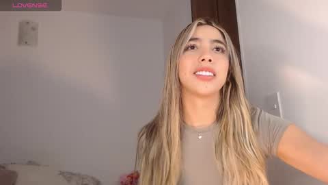 Mariana online show from October 29, 3:55 am