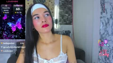 Mariana online show from June 27, 1:18 am