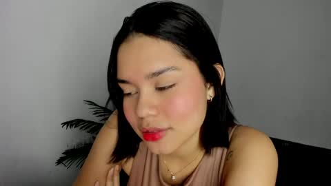 Mariana online show from April 17, 6:26 am