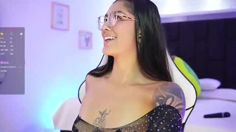 Mariana  online show from November 21, 7:27 pm