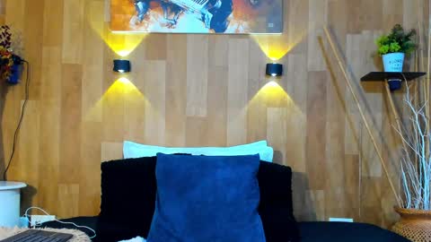 Mariana Angel online show from April 23, 3:25 pm