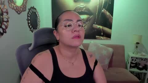 Mariana Lopez online show from April 21, 2:51 am