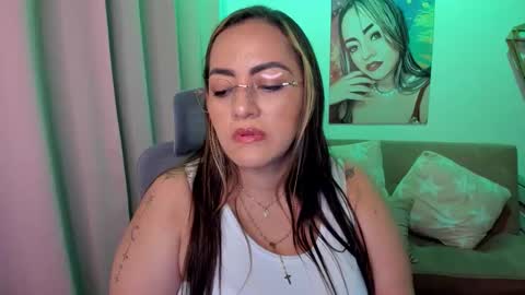 Mariana Lopez online show from February 3, 1:38 am