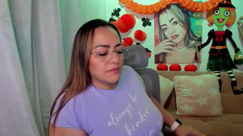 Mariana Lopez online show from October 23, 1:44 am