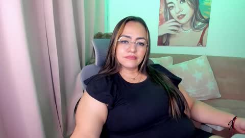 Mariana Lopez online show from March 23, 8:31 am