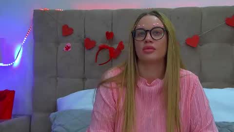 Maria online show from February 14, 7:33 pm