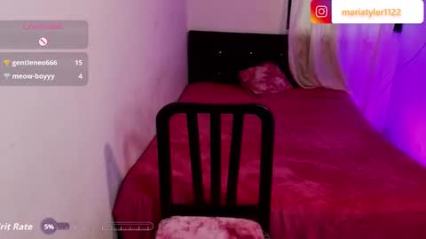 Snapshot of mariatayler1 chatting on October 11, 10:01 pm mariatayler1 online show from October 11, 10:01 pm