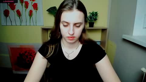 Snapshot of mariatess_ chatting on February 18, 10:27 am Mariia online show from February 18, 10:27 am