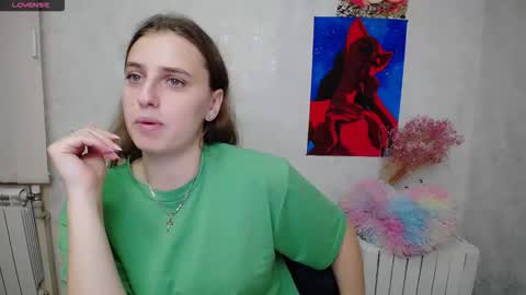 Snapshot of mariatess_ chatting on October 10, 12:32 pm Mariia online show from October 10, 12:32 pm