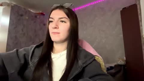 Eva online show from March 9, 3:15 pm