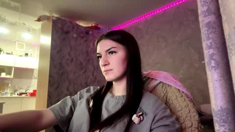 Eva online show from March 11, 3:58 pm