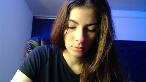 Snapshot of mariel_sins21 chatting on February 16, 2:21 pm Mariie online show from February 16, 2:21 pm
