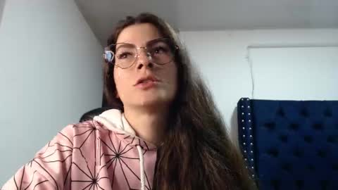 Snapshot of mariel_sins21 chatting on February 21, 11:21 pm Mariie online show from February 21, 11:21 pm