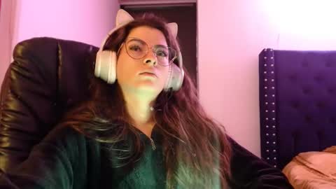 Snapshot of mariel_sins21 chatting on February 21, 12:06 pm Mariie online show from February 21, 12:06 pm