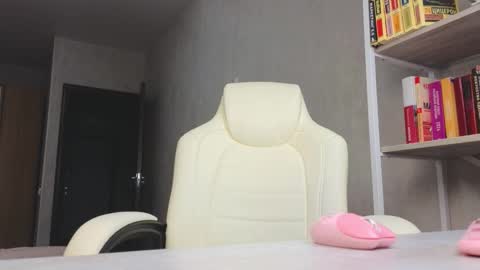 Snapshot of marietta__castro chatting on October 17, 3:15 pm Marietta online show from October 17, 3:15 pm