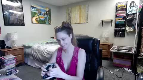 Marie Ann Waters online show from February 28, 7:56 pm