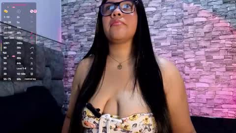 M A R I F E R online show from November 30, 5:11 am