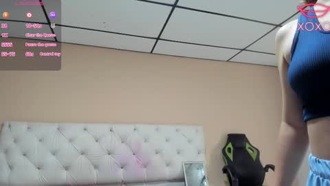 Snapshot of mariie_tayy chatting on February 9, 8:13 pm mariie_tayy online show from February 9, 8:13 pm