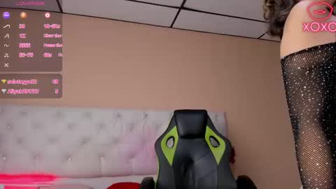Snapshot of mariie_tayy chatting on March 11, 9:04 pm mariie_tayy online show from March 11, 9:04 pm
