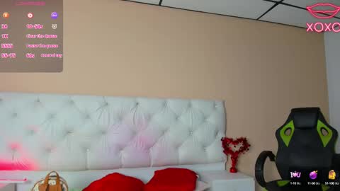 Snapshot of mariie_tayy chatting on February 28, 2:53 am mariie_tayy online show from February 28, 2:53 am