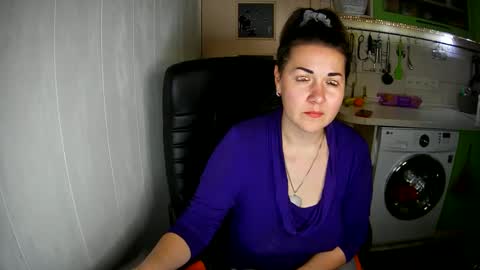 Snapshot of marinettaqhot chatting on December 23, 10:33 pm MarinettaQhot online show from December 23, 10:33 pm