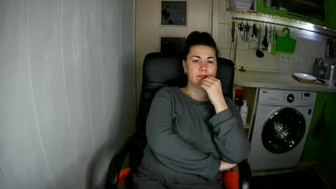 Snapshot of marinettaqhot chatting on February 1, 10:55 pm MarinettaQhot online show from February 1, 10:55 pm
