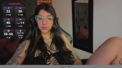 mar online show from December 3, 12:40 pm