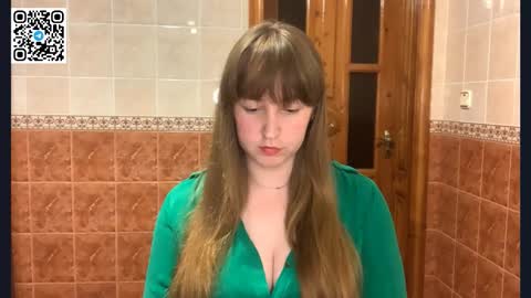 Snapshot of maroonmoon_ chatting on September 11, 7:47 pm Miriam online show from September 11, 7:47 pm