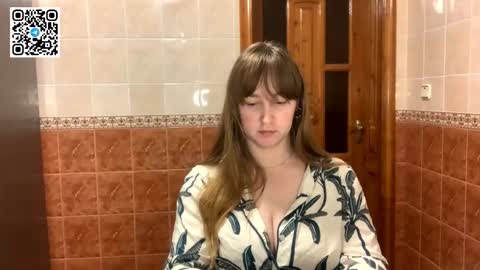 Snapshot of maroonmoon_ chatting on September 29, 7:30 pm Miriam online show from September 29, 7:30 pm